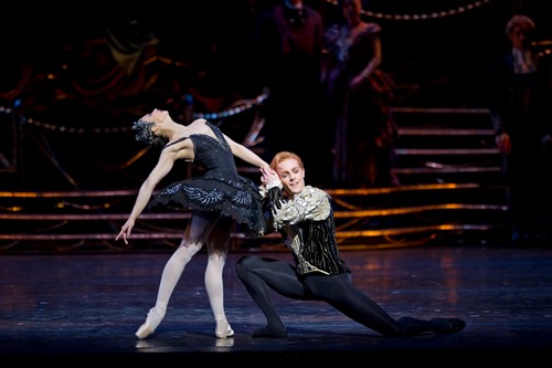 13-06.24Steven McRae2 Photo Bill Cooper, ROH.jpg